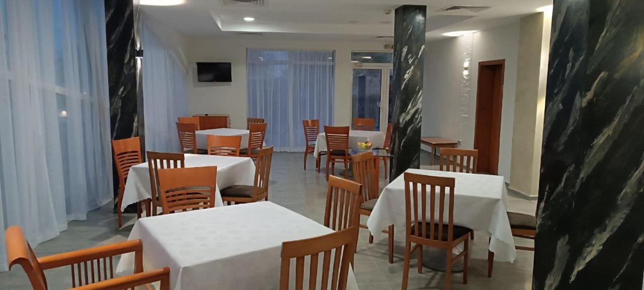 Yo Hotel Saints Constantine and Helena
